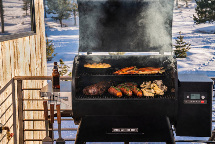 Traeger, Ironwood 885